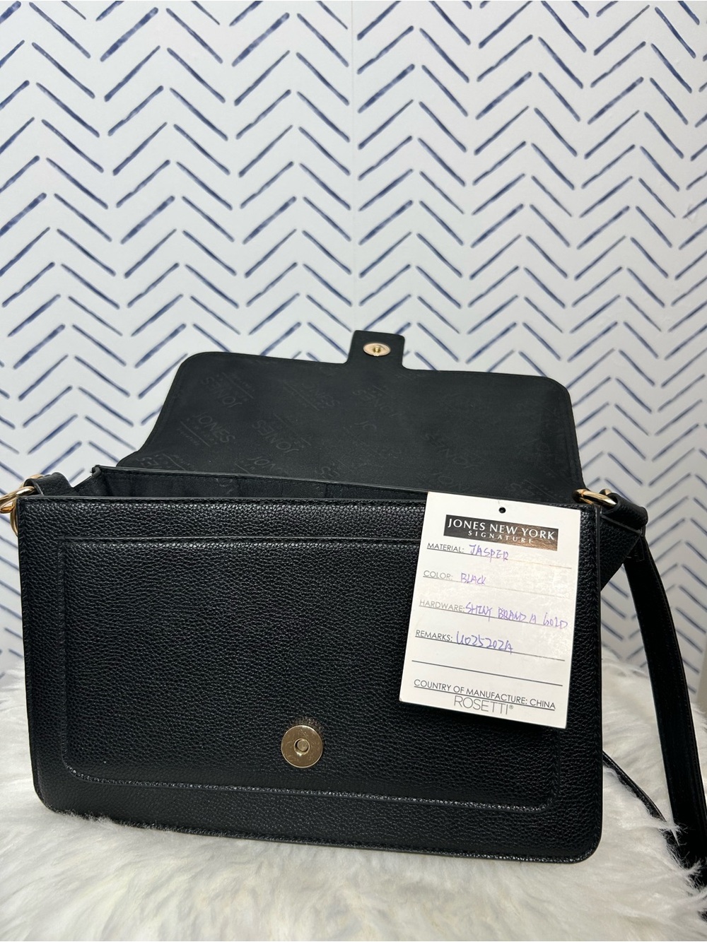 NWT Jones New York Black Leather Crossbody Shoulder Pocketbook - Picture 3 of 9